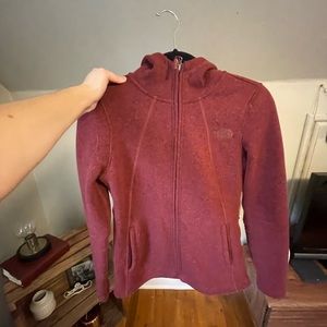 The North Face sweatshirt. S. Zip up. Good condition.